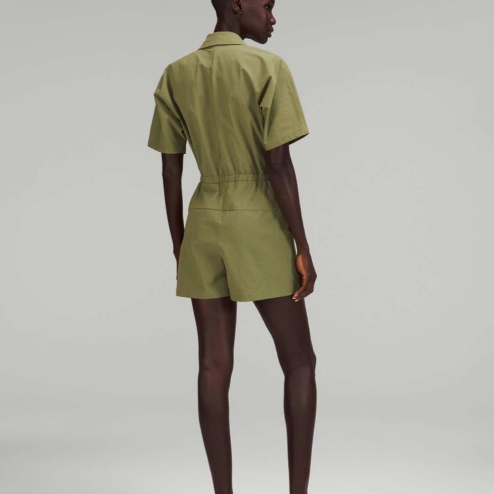 *Never Worn* Lululemon lab Zip-Front Collared Romper